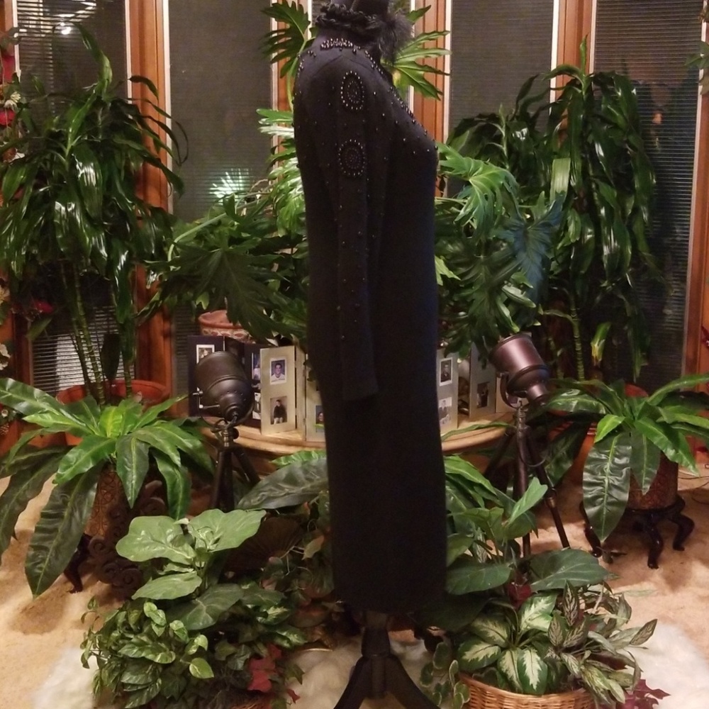 Vintage Outlander Beaded Black Dress - Picture 6 of 6